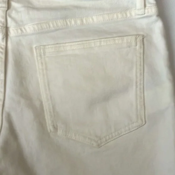 Gap Denim Women’s Shorts Cream 5” Shorts NWT - Picture 4 of 8
